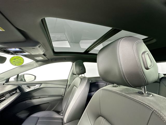 Used 2024 Audi Q4 e-tron Prestige w/ Black Optic Package image 19