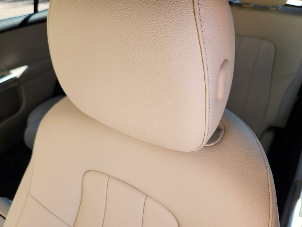 New 2026 Mercedes-Benz GLB 250 4MATIC image 14