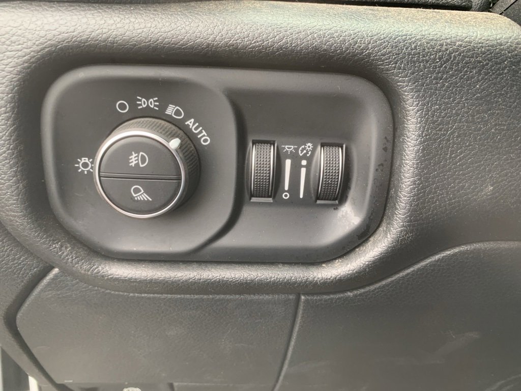 Used 2020 RAM 3500 Tradesman image 15