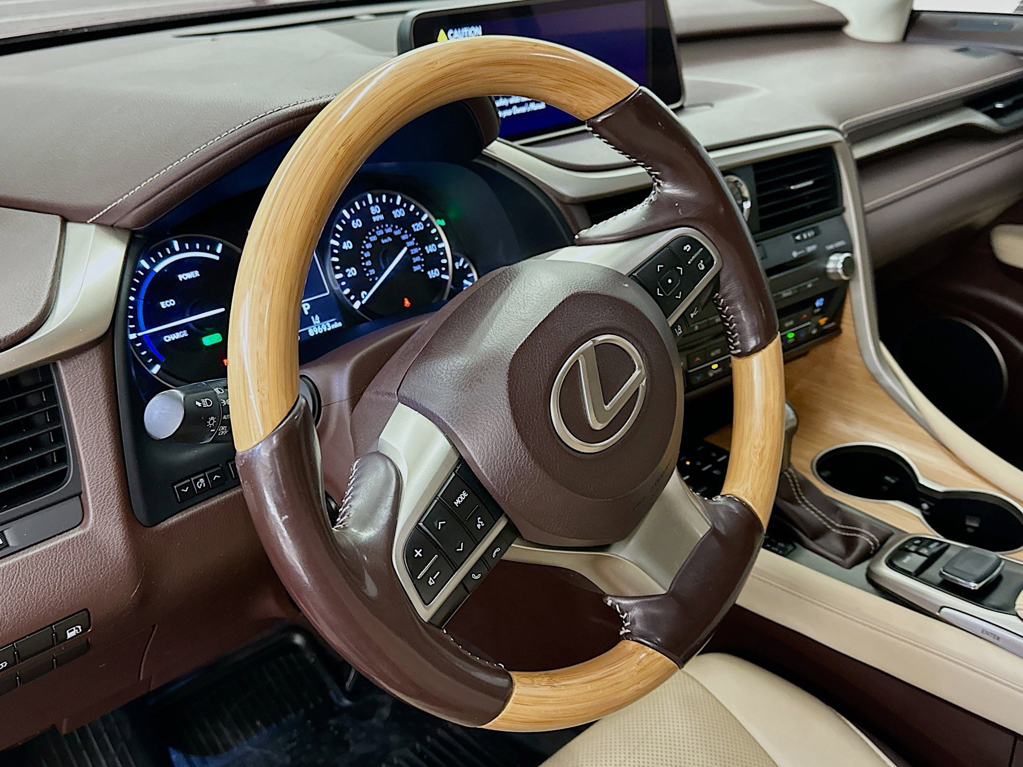 Used 2019 Lexus RX 450hL Premium w/ Premium Package image 18