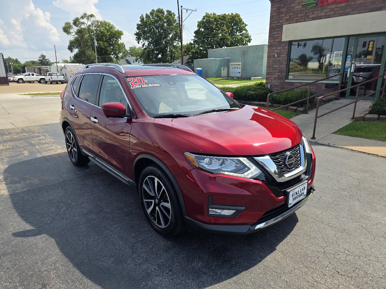 Used 2020 Nissan Rogue SL w/ Premium Package image 4