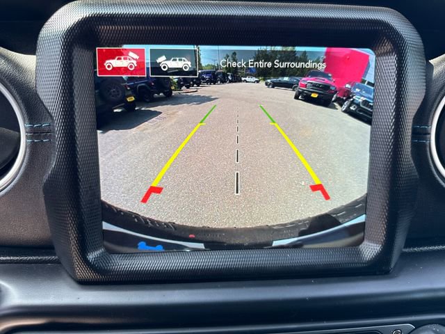 Used 2023 Jeep Wrangler Unlimited Rubicon 4xe w/ Cold Weather Group AWD/4WD image 24