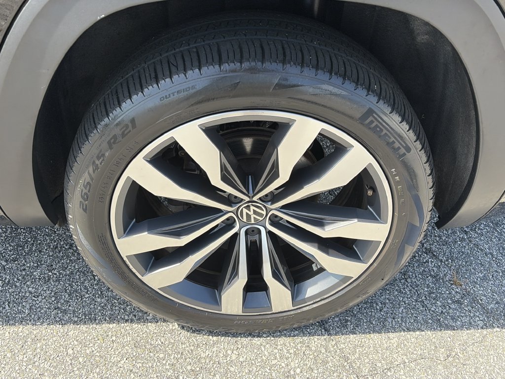 Certified 2023 Volkswagen Atlas SEL Premium AWD/4WD image 36
