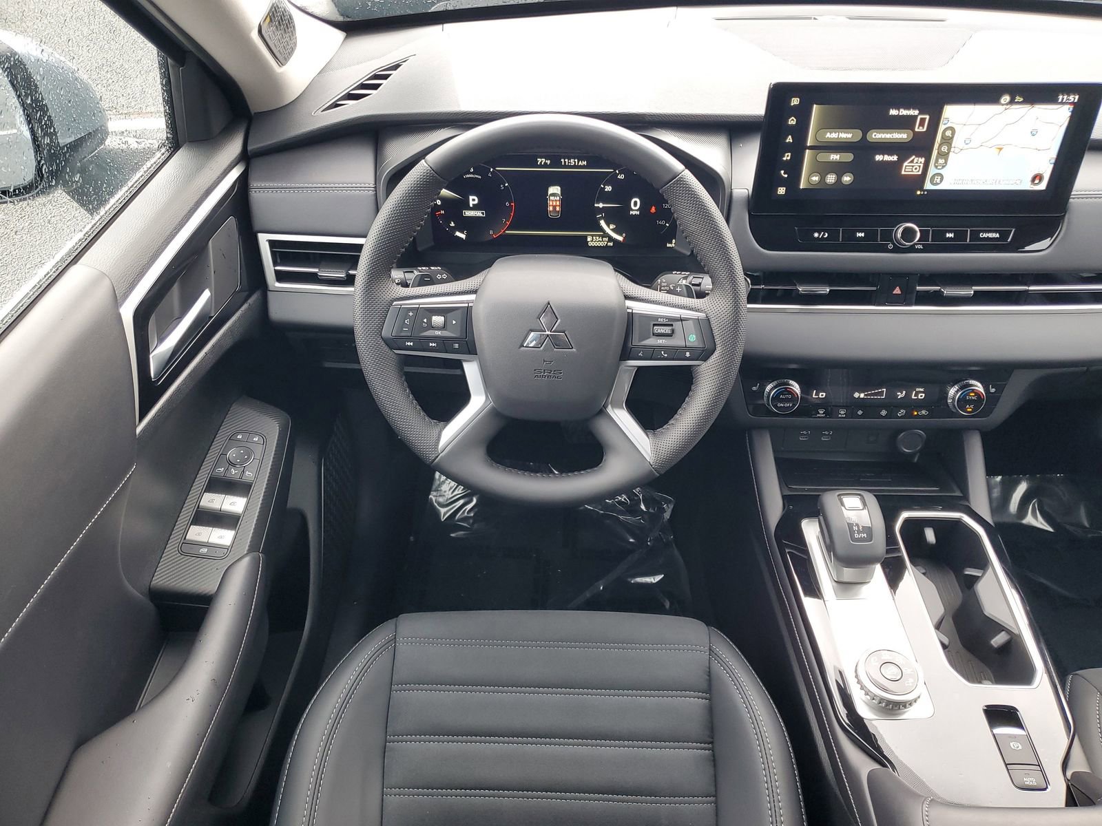 New 2025 Mitsubishi Outlander SE image 25