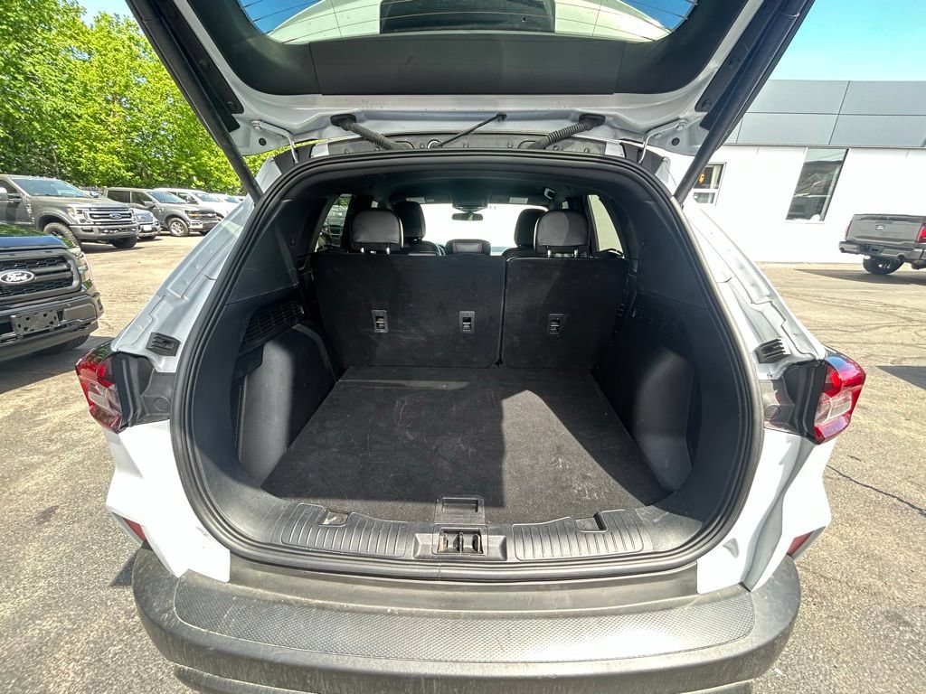 Used 2025 Ford Escape ST-Line Select AWD/4WD image 7