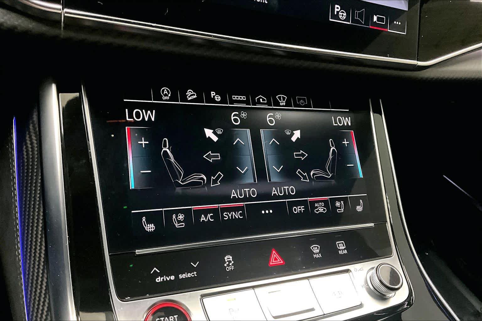 Used 2024 Audi RS Q8 AWD/4WD image 31