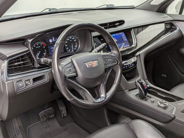 Certified 2023 Cadillac XT6 Premium Luxury image 9