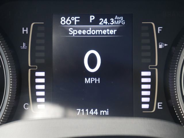Used 2020 Jeep Cherokee Latitude Lux w/ Comfort/Convenience Group AWD/4WD image 18
