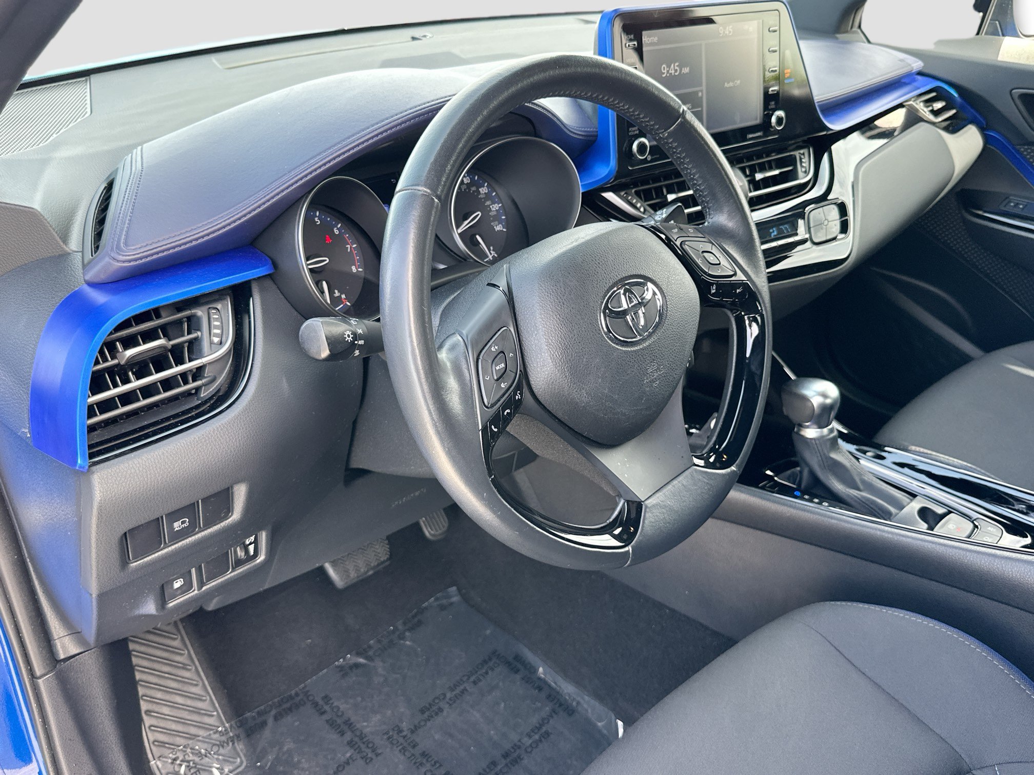 Used 2020 Toyota C-HR XLE FWD image 9