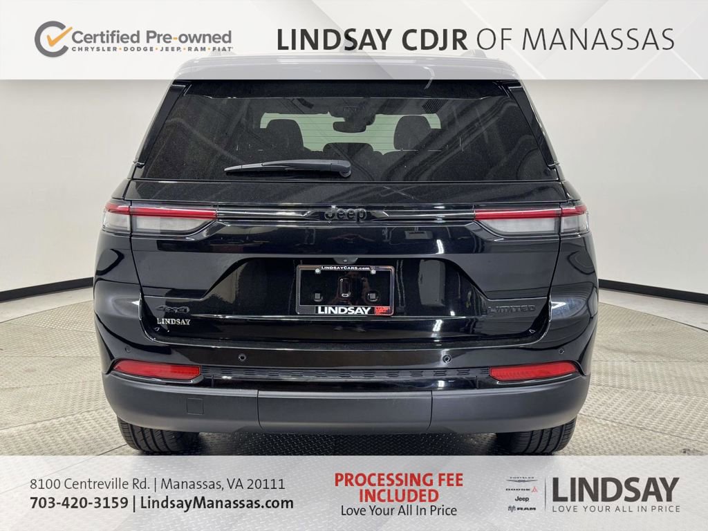 Certified 2023 Jeep Grand Cherokee Limited w/ Black Appearance Package AWD/4WD image 8