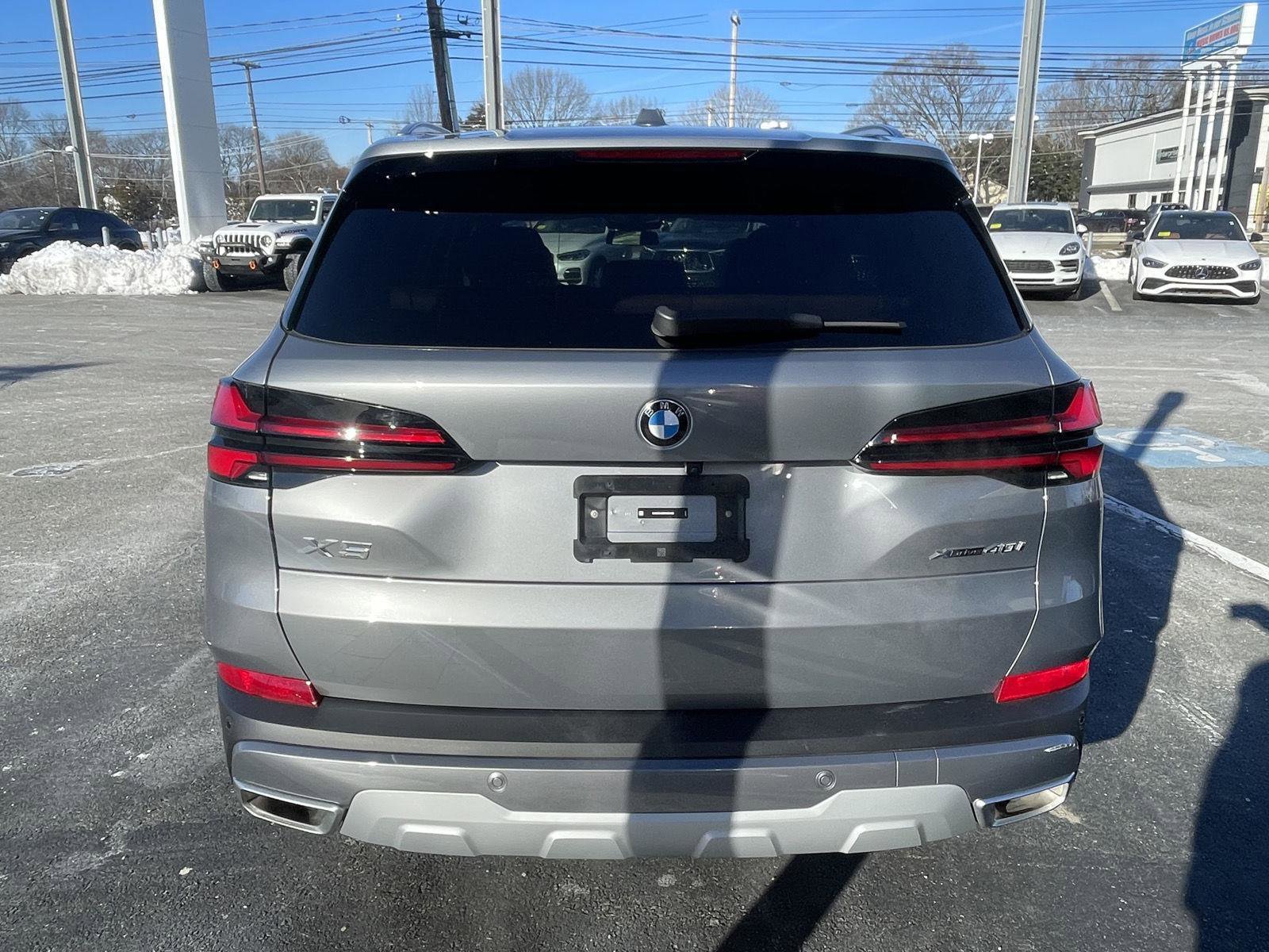 Used 2024 BMW X5 xDrive40i w/ Premium Package image 5