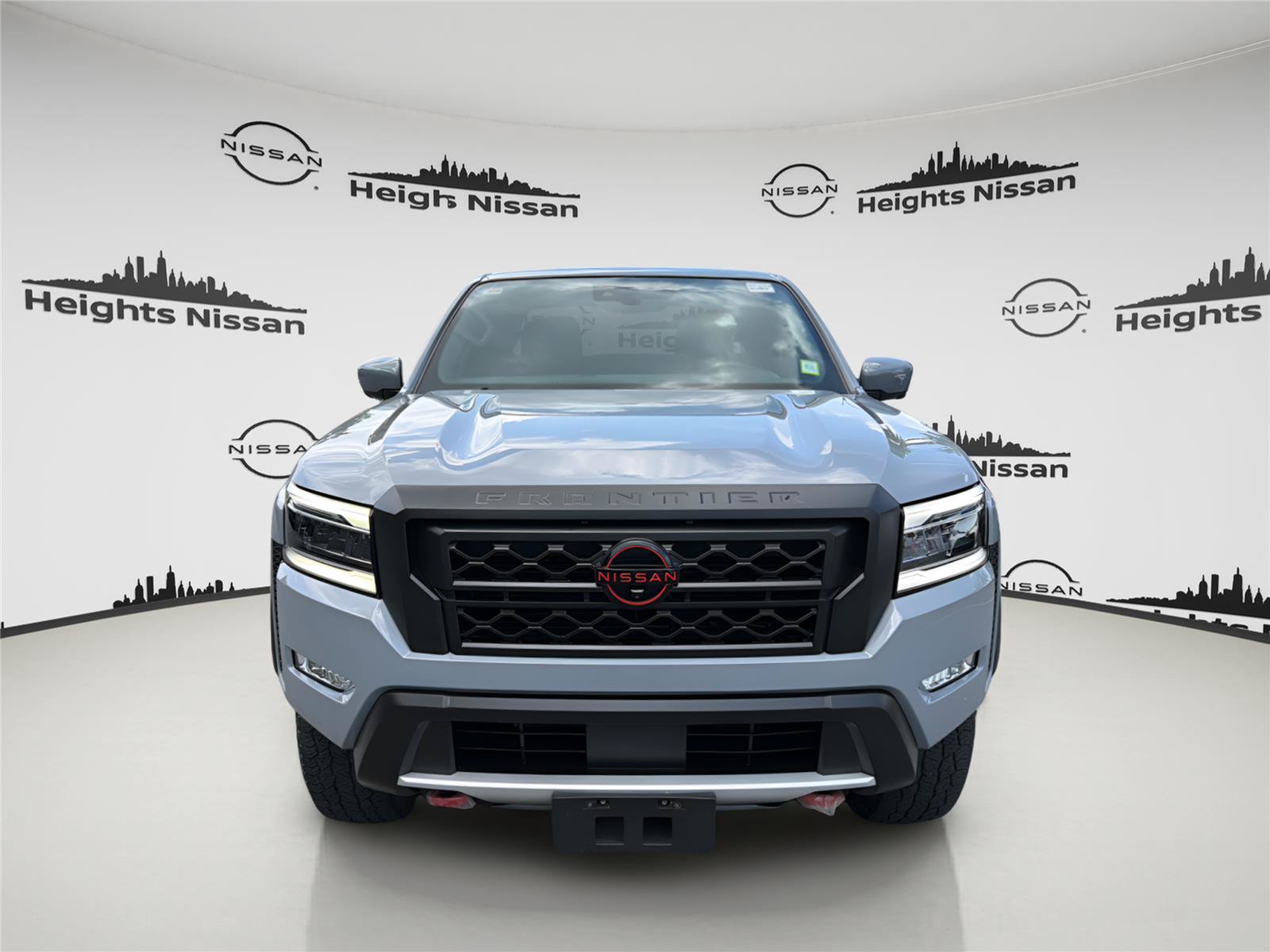 Used 2023 Nissan Frontier PRO-4X w/ Pro Convenience Package AWD/4WD image 8