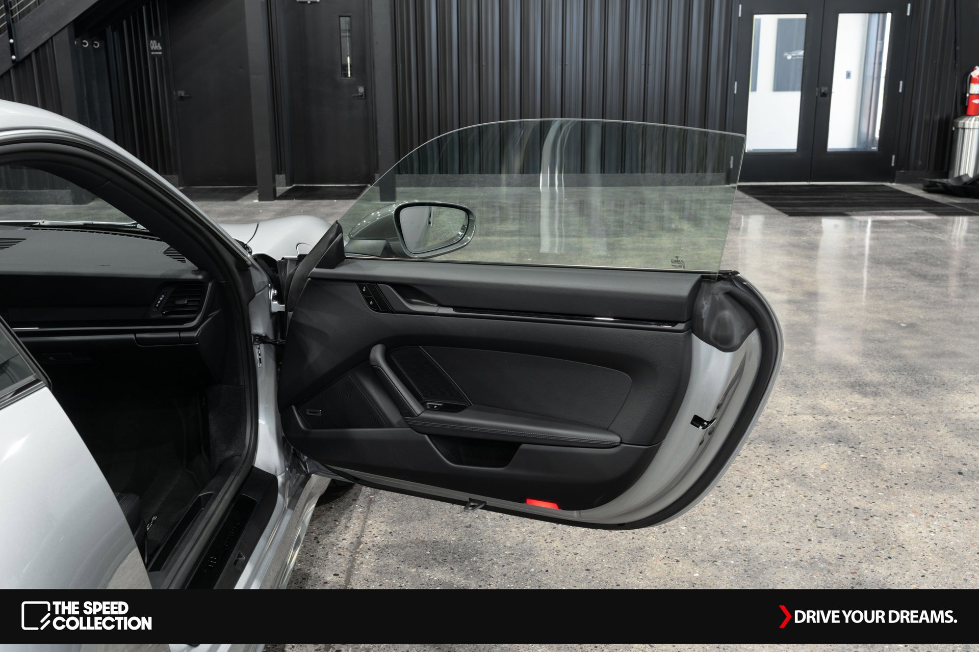 Used 2024 Porsche 911 Carrera T image 15