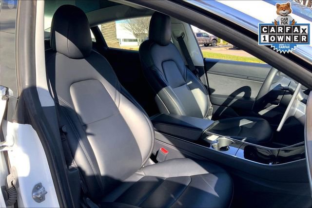 Used 2020 Tesla Model 3 Standard Range Plus image 7