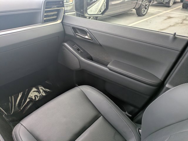 Used 2024 Lexus GX 550 image 15