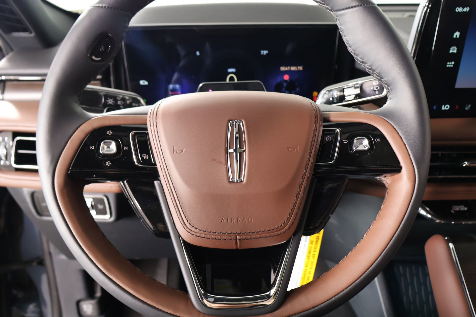 New 2026 Lincoln Aviator Reserve image 3