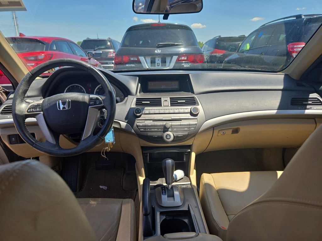 Used 2011 Honda Accord SE image 9