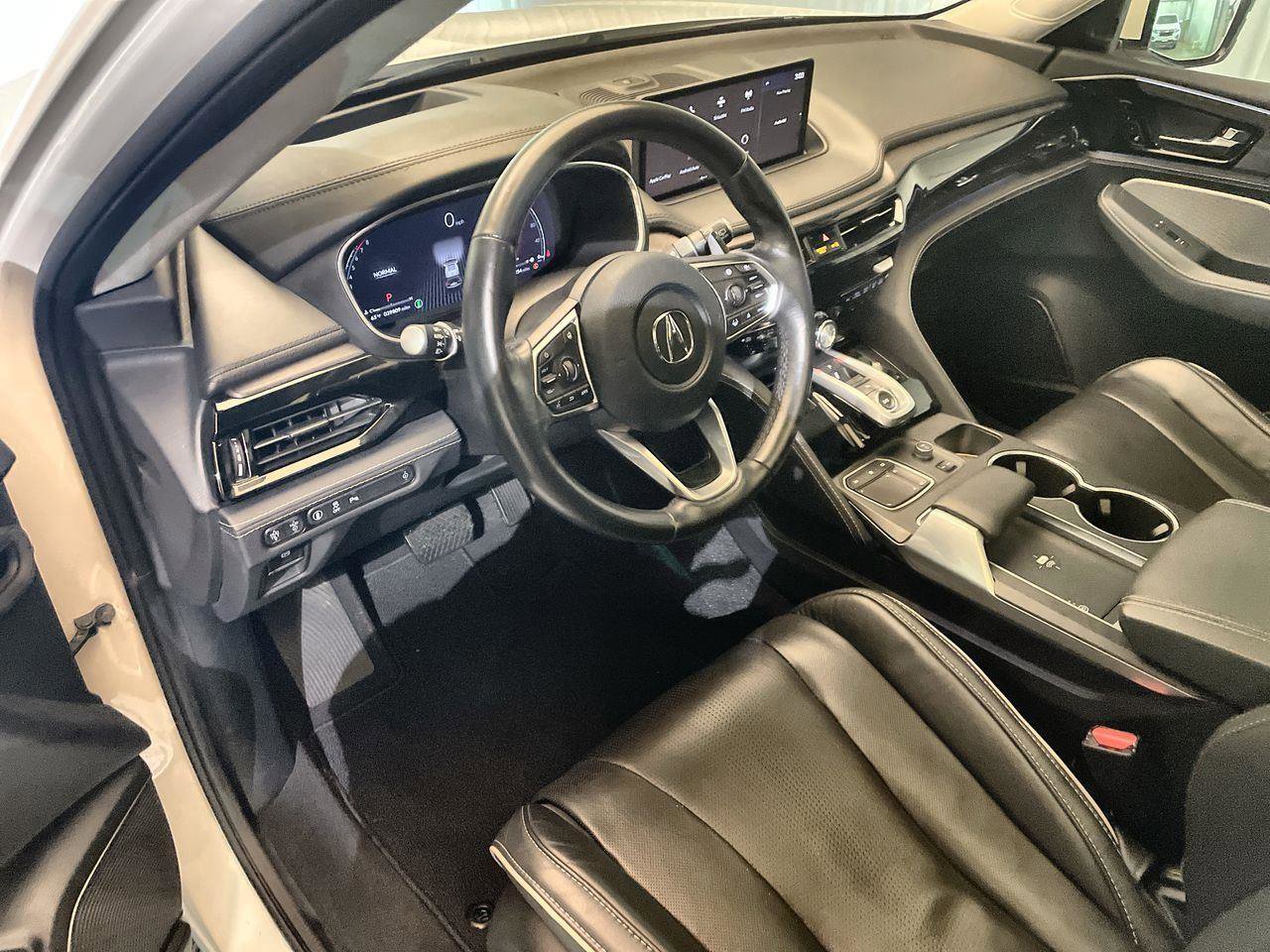 Used 2023 Acura MDX SH-AWD w/ Advance Package image 10