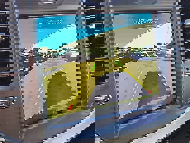 Used 2023 Chrysler 300 Touring w/ Sport Appearance Package image 20