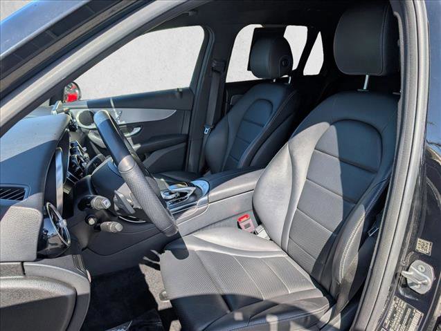 Used 2019 Mercedes-Benz GLC 350e 4MATIC image 16