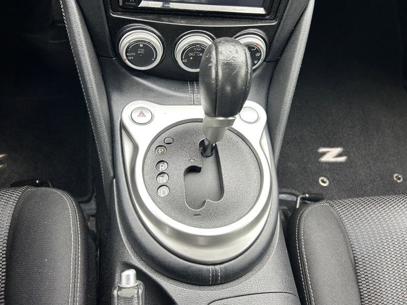 Used 2015 Nissan 370Z Coupe image 22