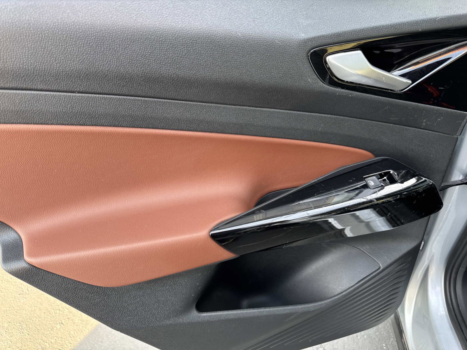 Used 2022 Volkswagen ID.4 Pro S image 9