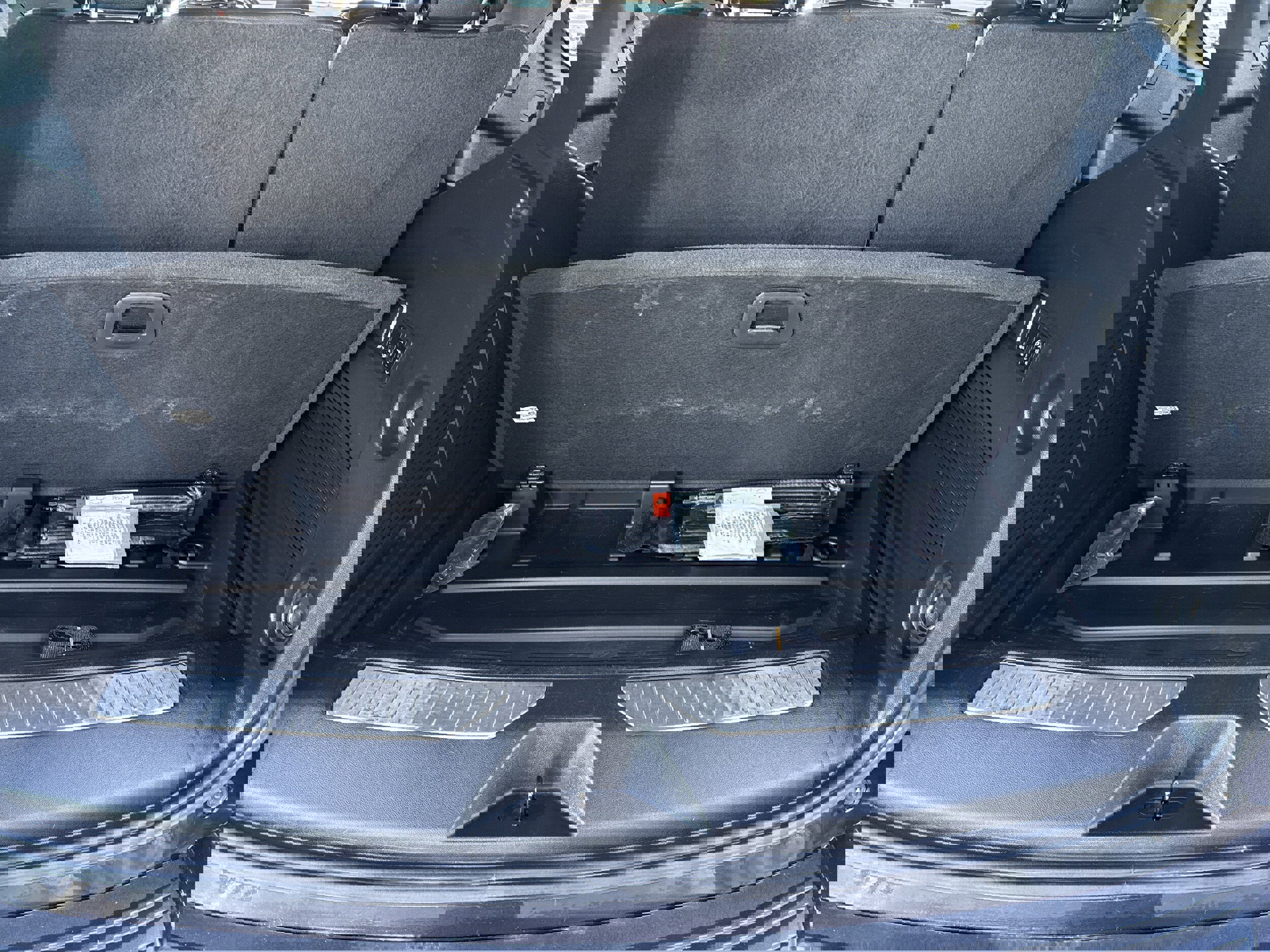 Used 2022 Chevrolet Tahoe Z71 w/ Luxury Package image 23