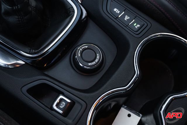 Used 2015 Chevrolet SS image 19