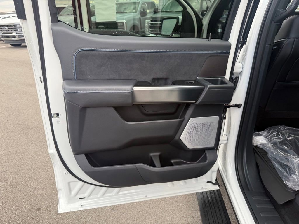 New 2025 Ford F150 Platinum w/ Equipment Group 702A High image 13