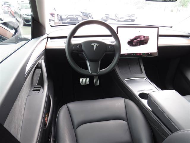 Used 2024 Tesla Model Y Performance AWD/4WD image 9