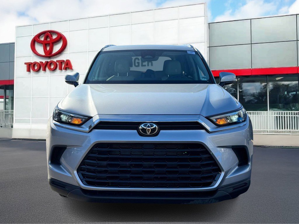 Certified 2025 Toyota Grand Highlander FWD image 7