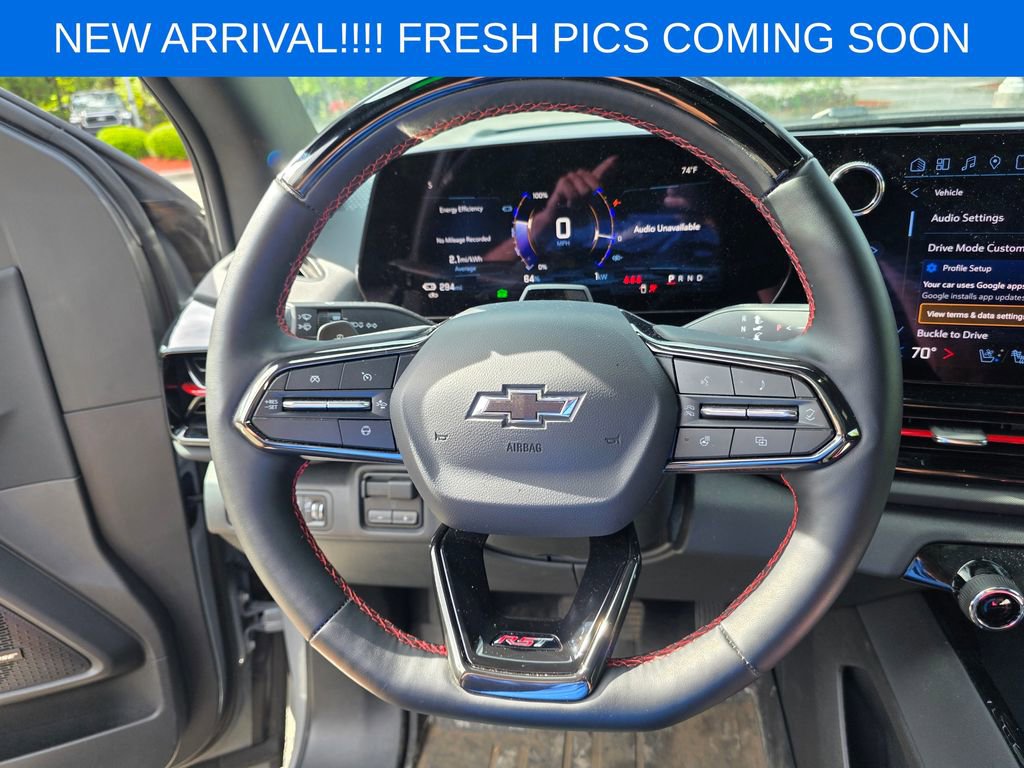 Certified 2025 Chevrolet Silverado EV RST image 13