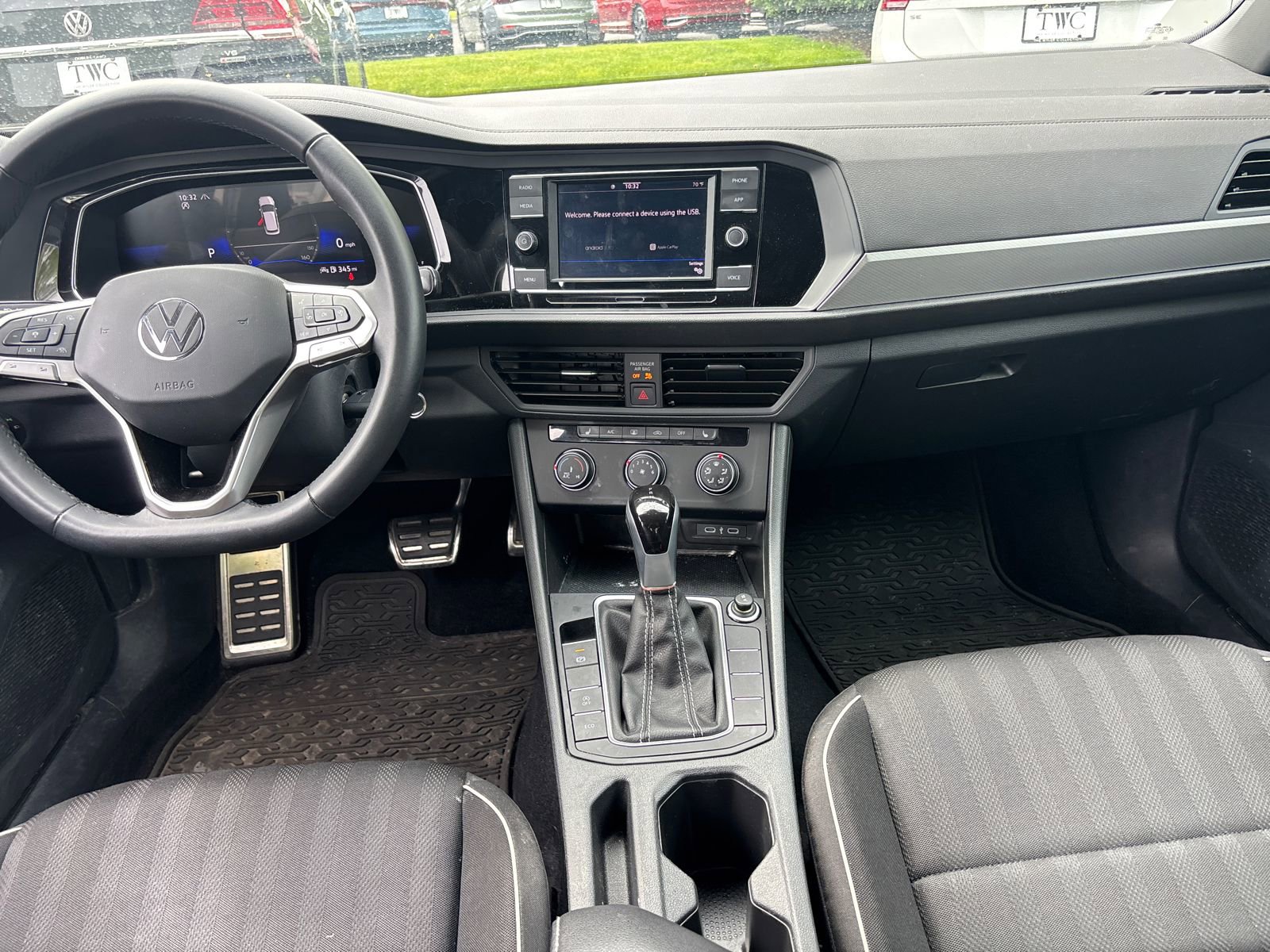 Used 2024 Volkswagen Jetta Sport FWD image 28