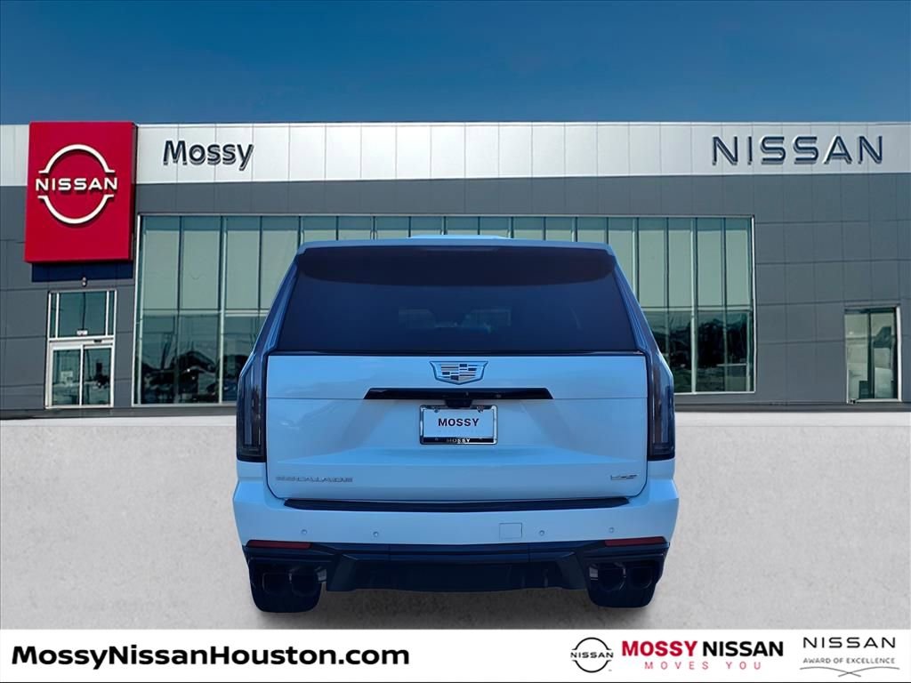 Used 2025 Cadillac Escalade V image 6