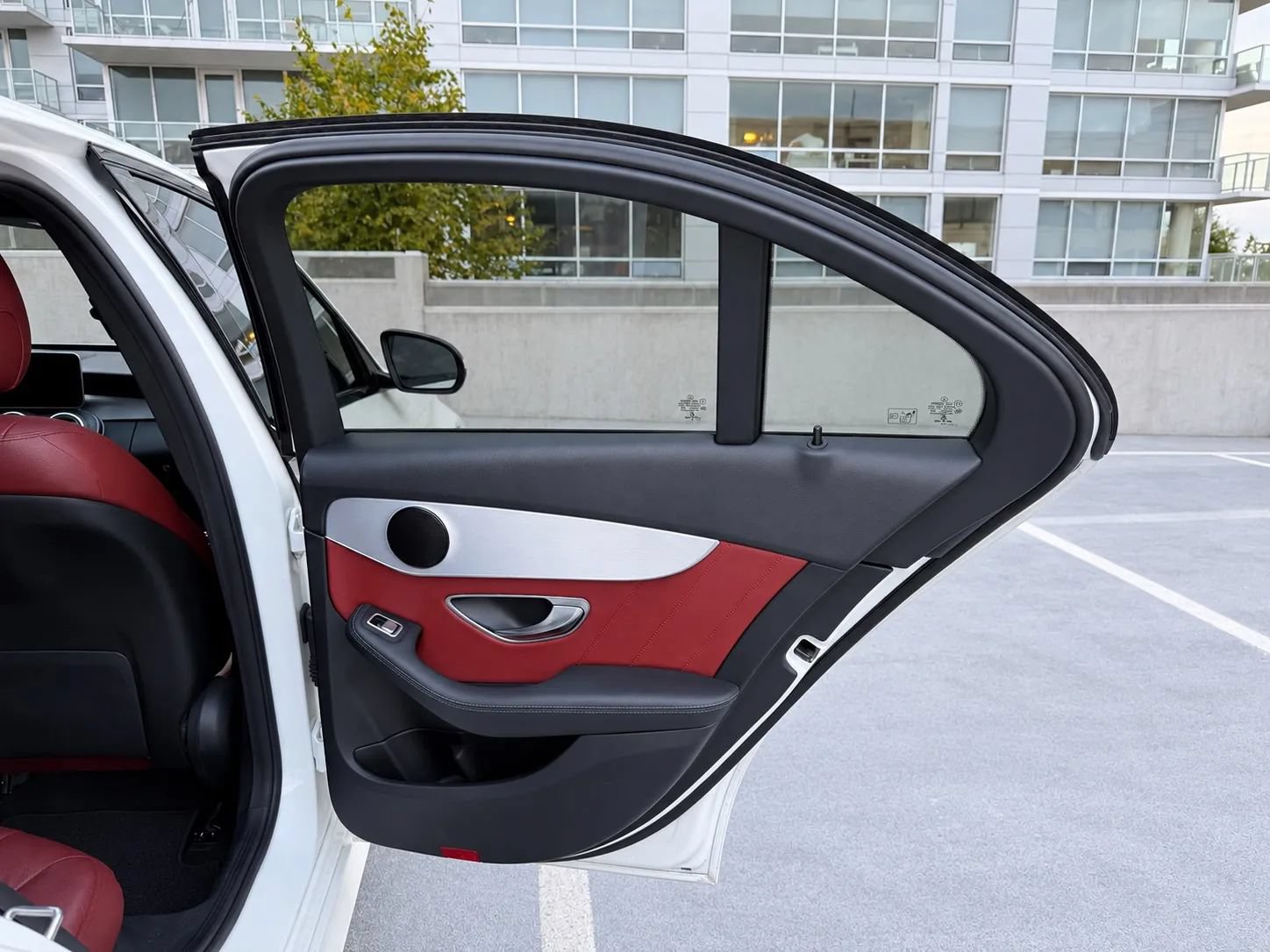 Used 2019 Mercedes-Benz C 300 4MATIC Sedan image 19