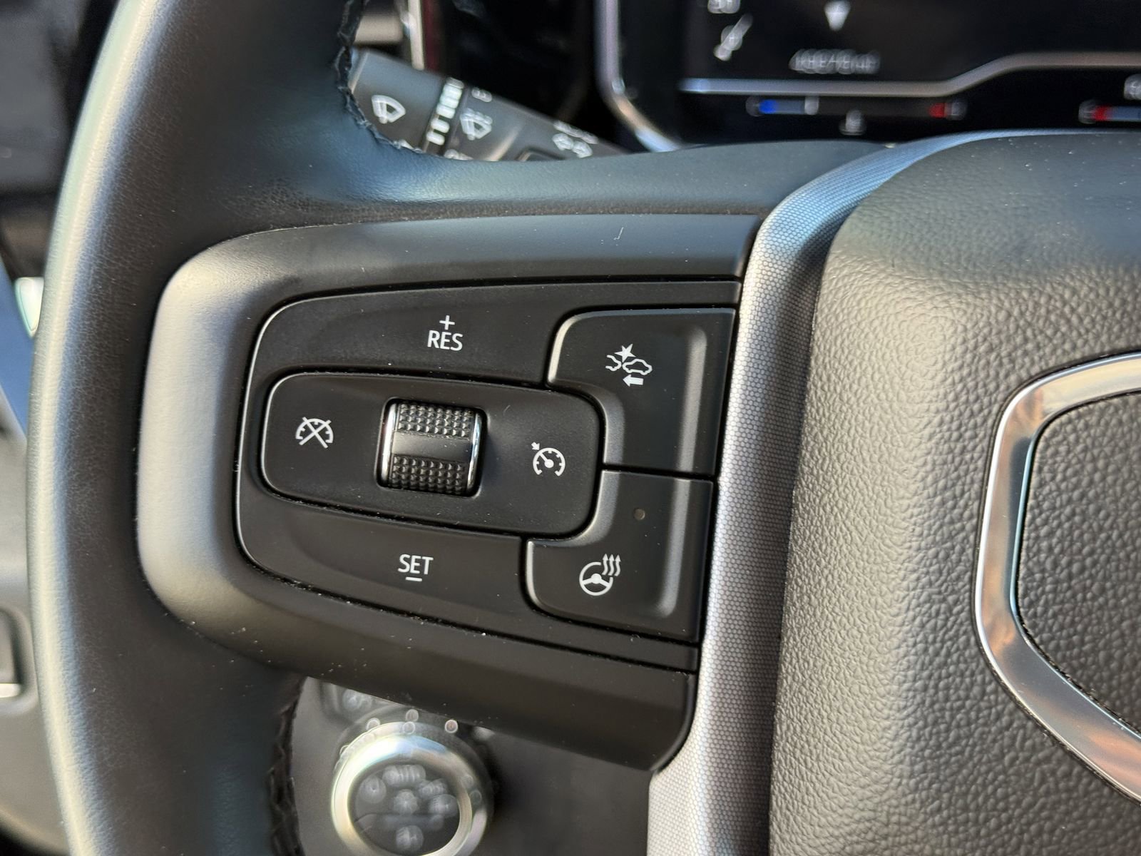 Used 2025 GMC Sierra 1500 SLT image 26