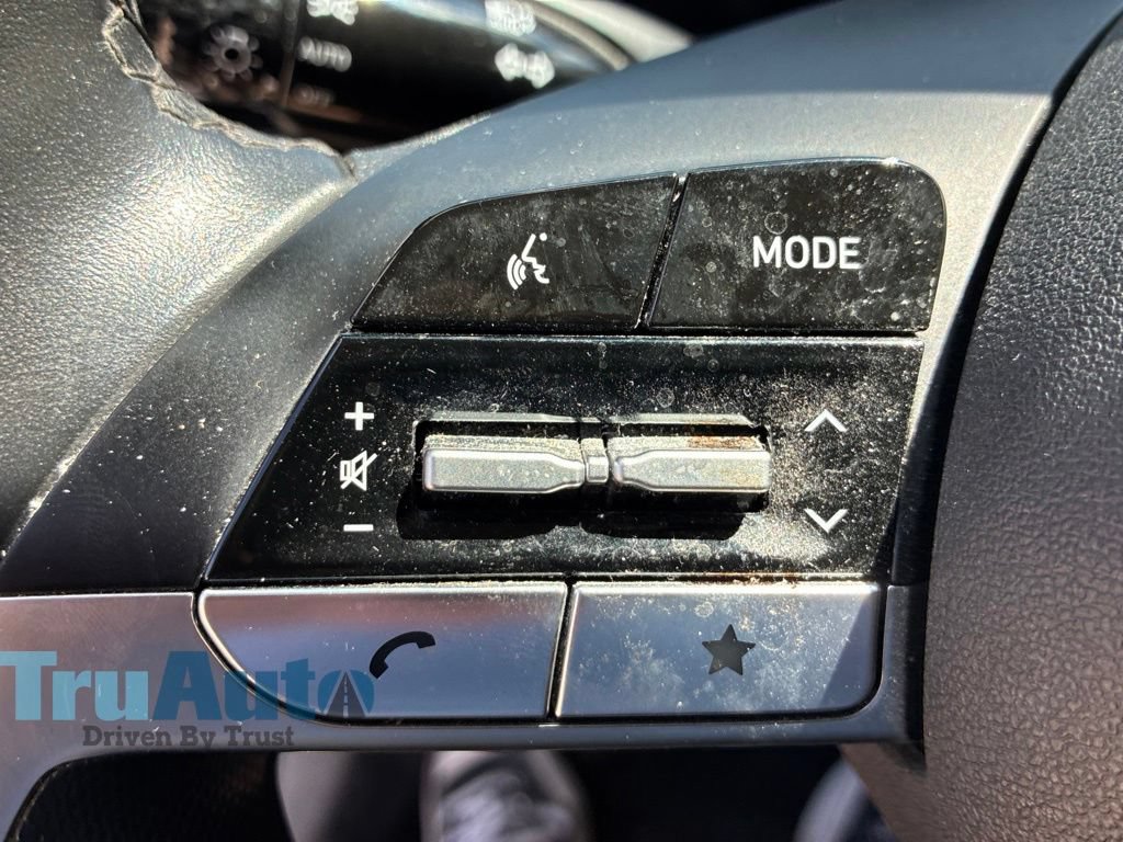 Used 2024 Hyundai Elantra Limited FWD image 27
