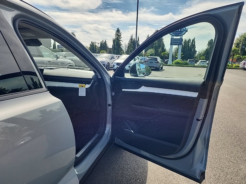 New 2026 Volvo EX90 Ultra AWD/4WD image 19