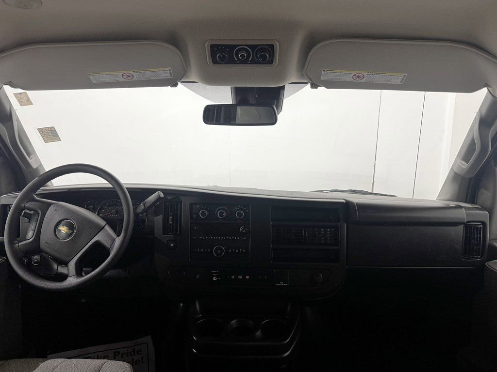 Used 2023 Chevrolet Express 3500 LT w/ LT Preferred Equipment Group RWD image 2