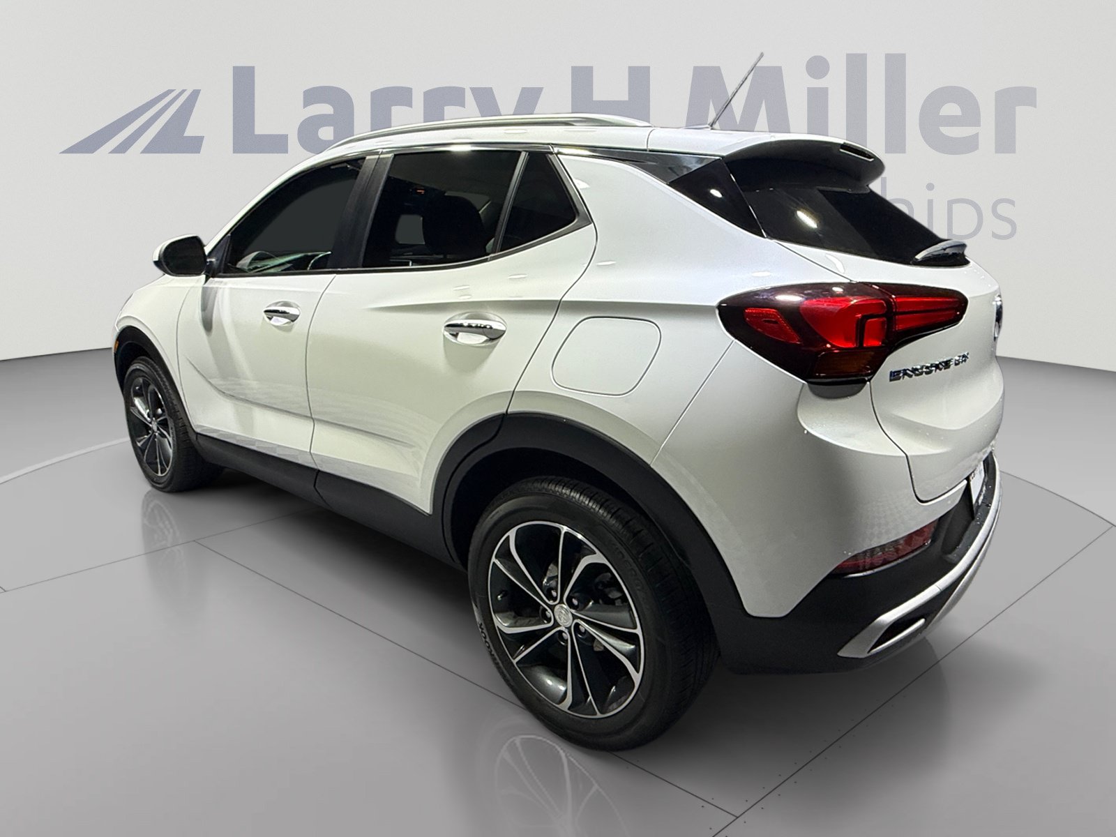 Used 2022 Buick Encore GX Select FWD image 3