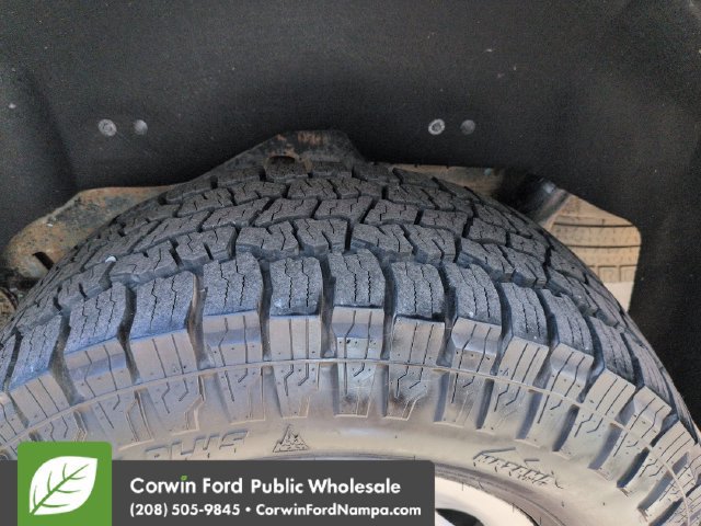 Used 2019 Chevrolet Suburban 4WD w/ Enhanced Driver Alert Package image 32