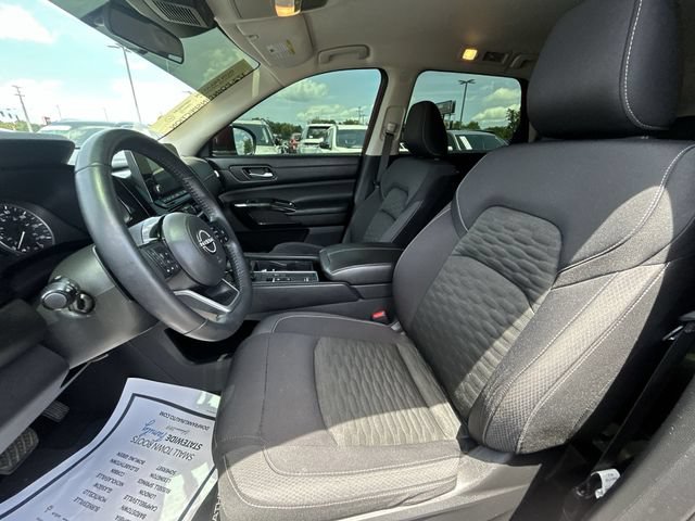 Certified 2022 Nissan Pathfinder SV FWD image 17