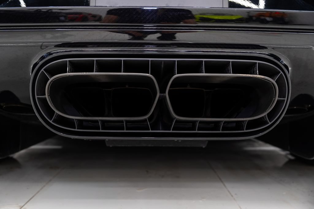 Used 2023 Bugatti Chiron Pur Sport AWD/4WD image 33