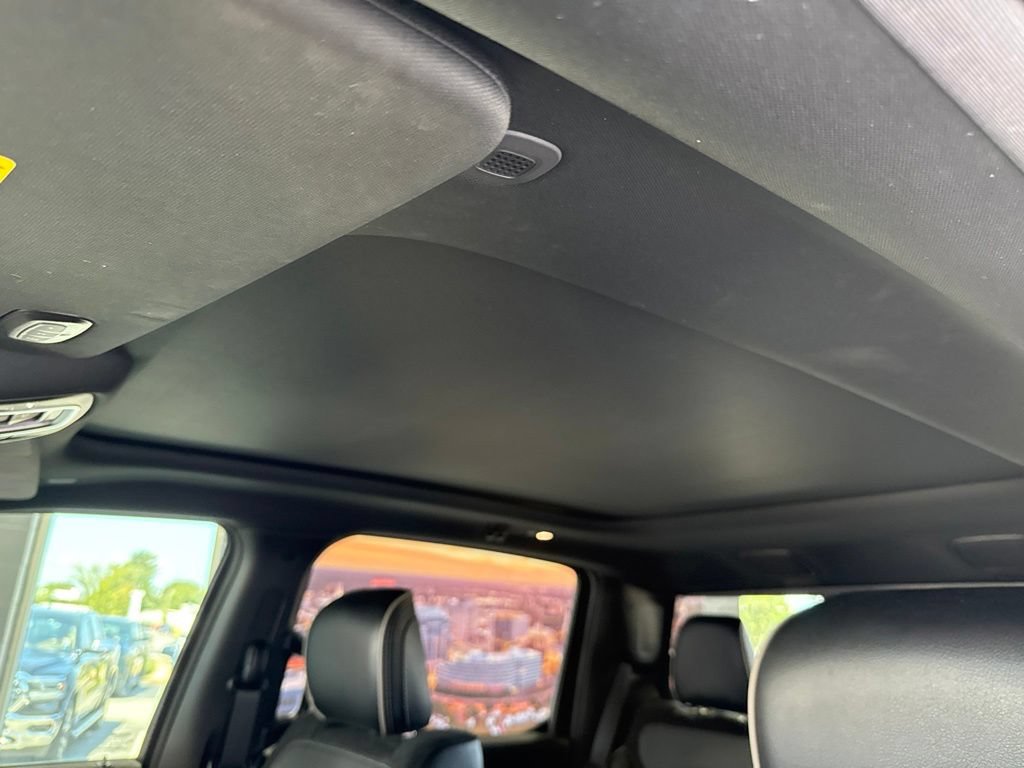 Used 2022 RAM 1500 Laramie AWD/4WD image 23
