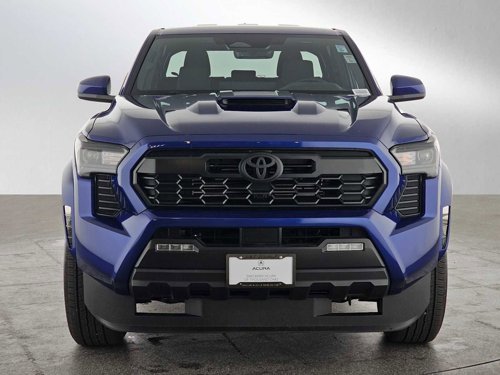Used 2025 Toyota Tacoma TRD Sport image 8