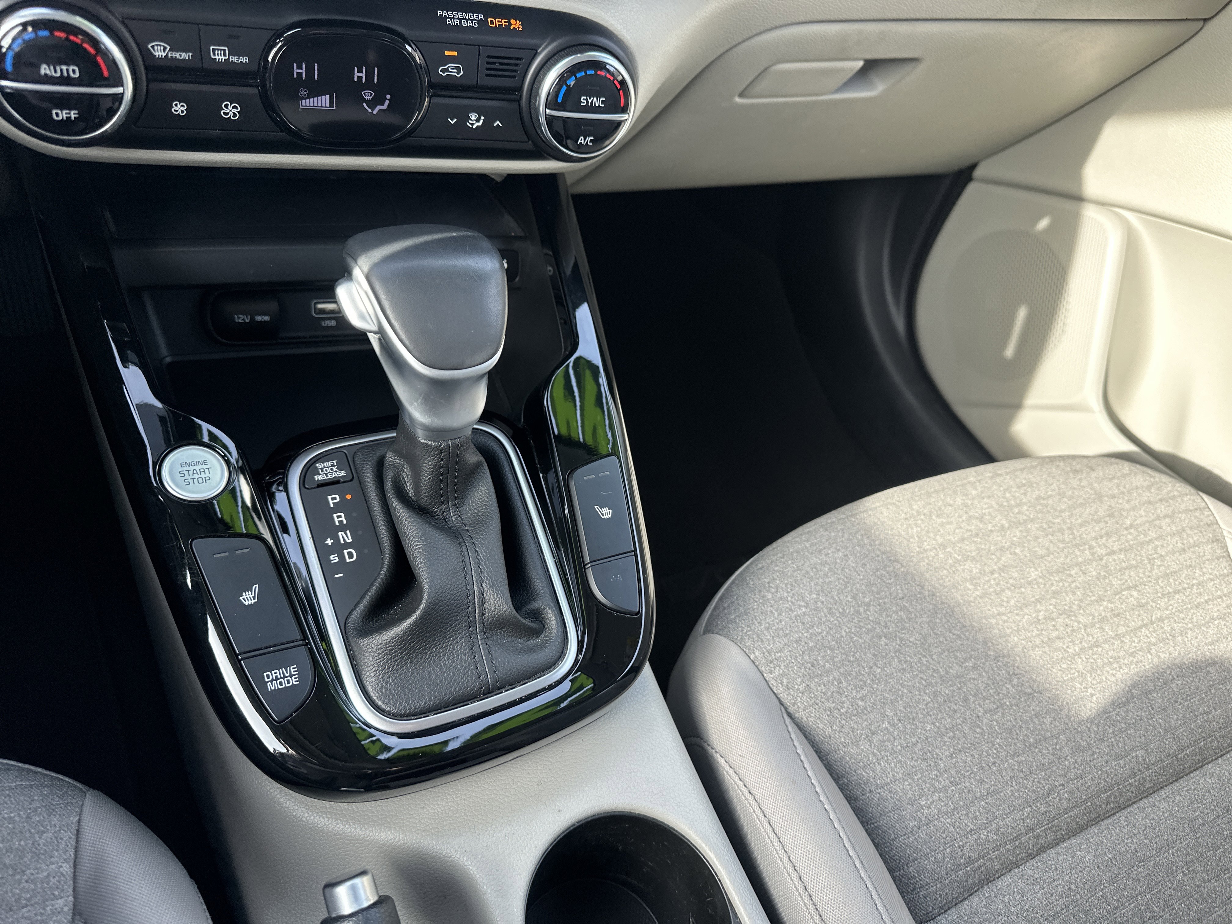 Used 2025 Kia Soul EX image 19