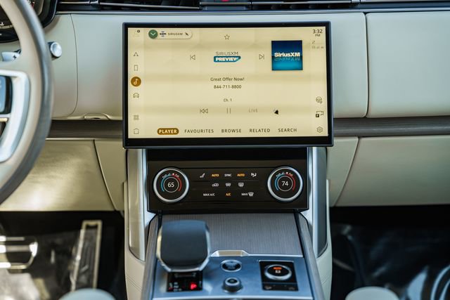 Used 2023 Land Rover Range Rover SE image 24