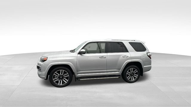 Used 2021 Toyota 4Runner Limited image 4