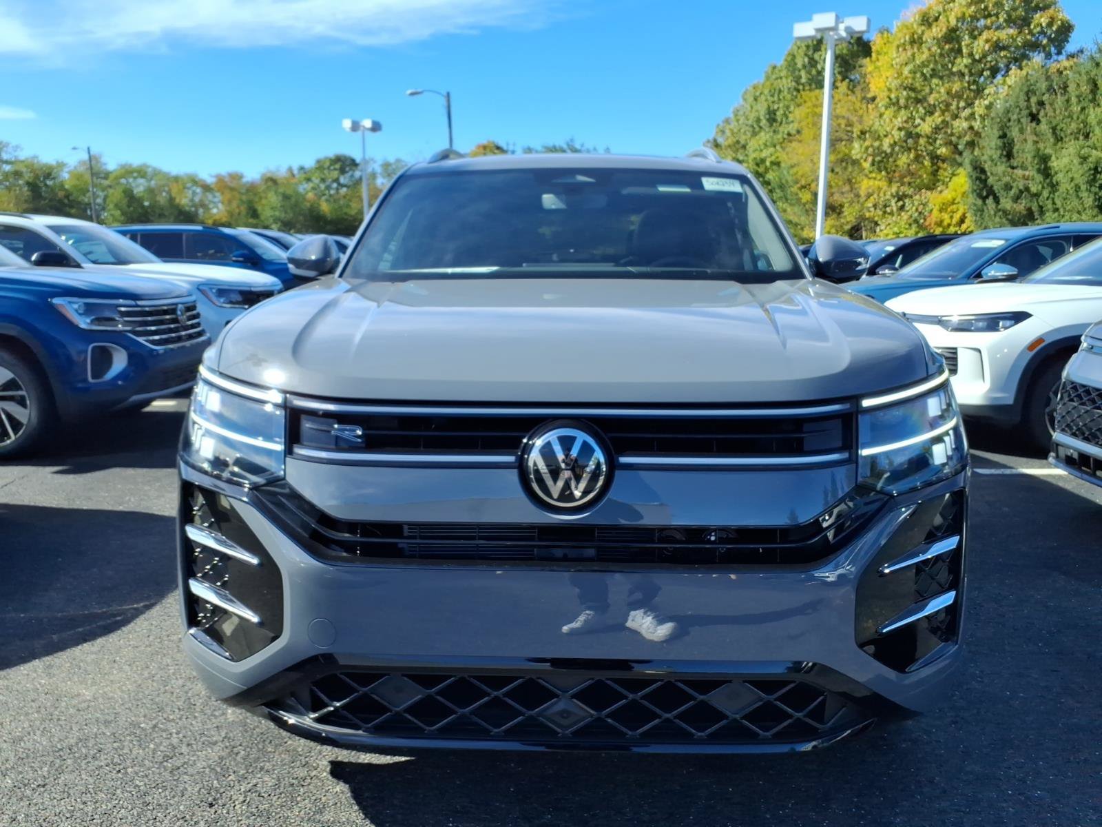 New 2027 Volkswagen Atlas SEL Premium R-Line AWD/4WD image 6