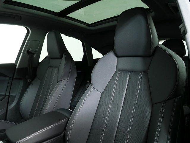 New 2026 Audi Q5 Prestige image 5